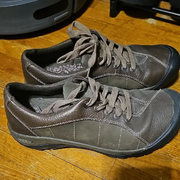 Keen Brown Sneakers Comfortable Everyday Wear - Picture 2 of 3